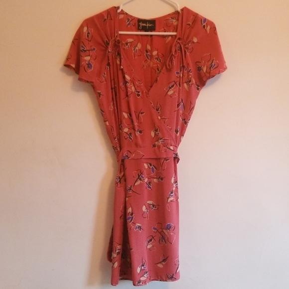 Yumi Kim Dresses & Skirts - Yumi Kim pink silk wrap dress